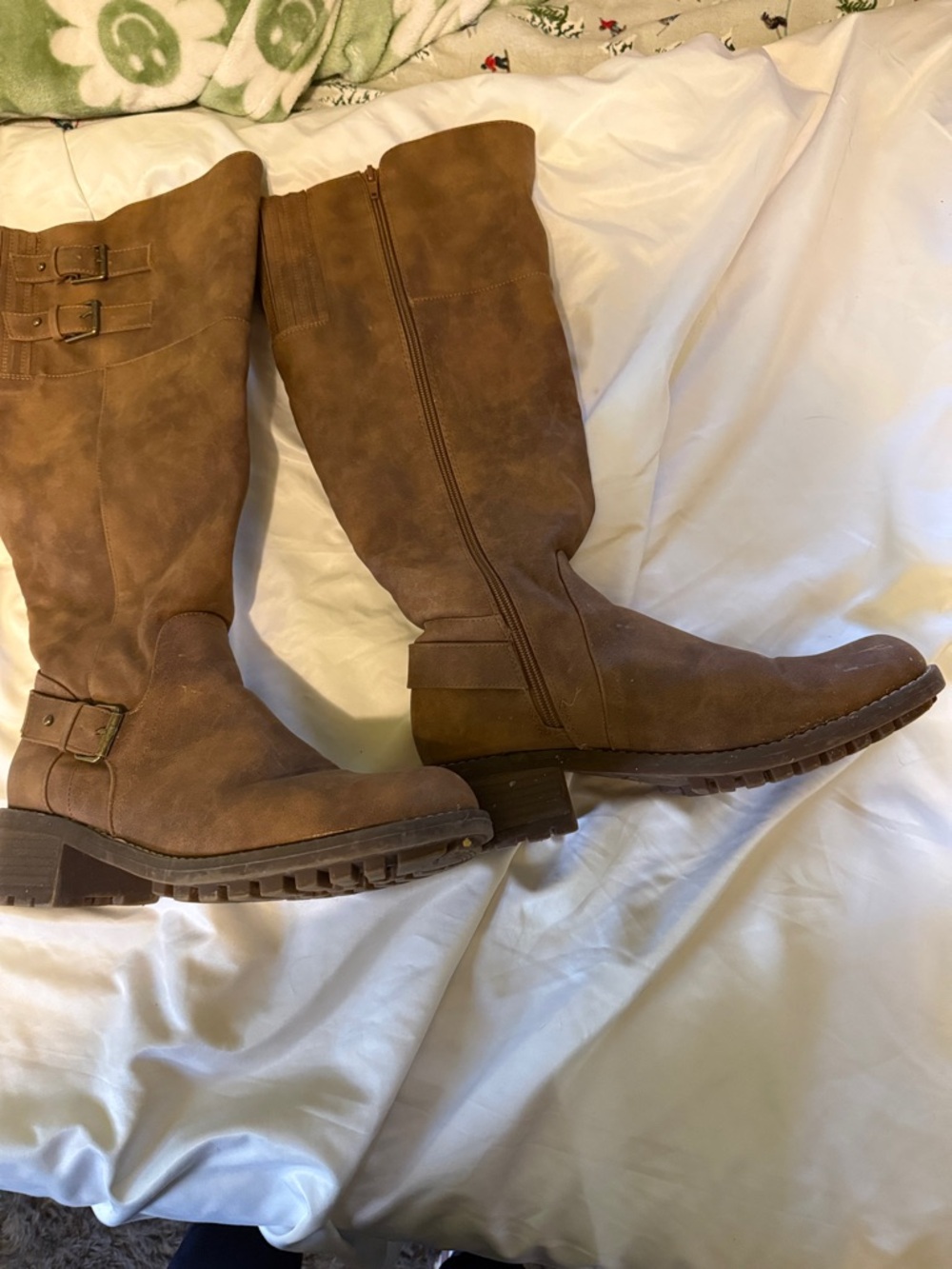 Women's Tan Knee-High Buckle Heeled Boots